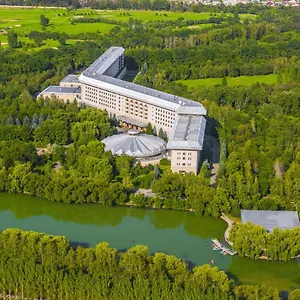Swissotel Wellness Alatau Almatý